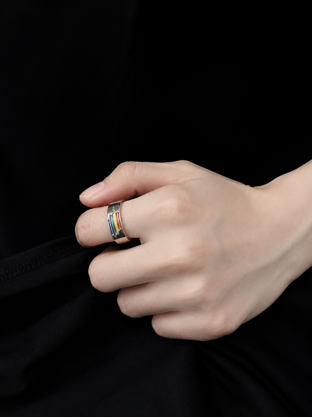 RAINBOW RIFT RING