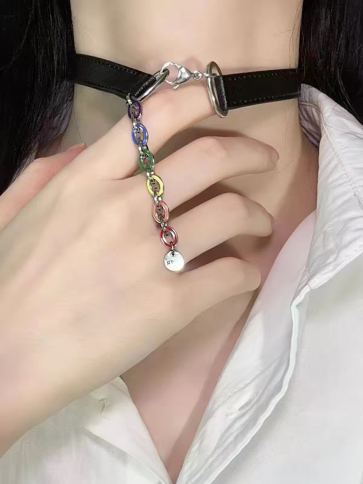 MEDUSA CHOKER